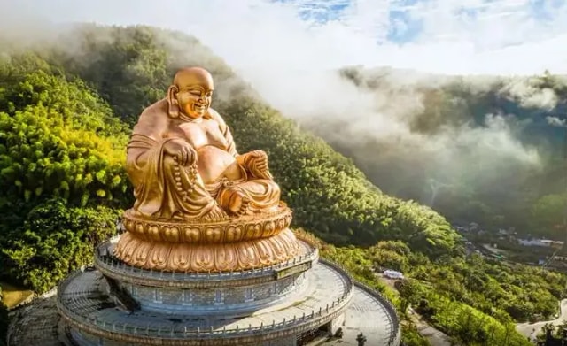 5 天直航 普陀山 (中國四大佛教名山之一) 舟山、朱家尖、寧波  中國佛教四大名山之一『普陀山』、普陀山三大寺『普濟禪寺』『法雨禪寺』『慧濟禪寺』、世界最大的銅制觀音塑像『南海觀音』、寧波-人間彌勒『雪竇寺/彌勒大佛景區』、世界佛教論壇主會場『彌勒聖壇 (金頂)』